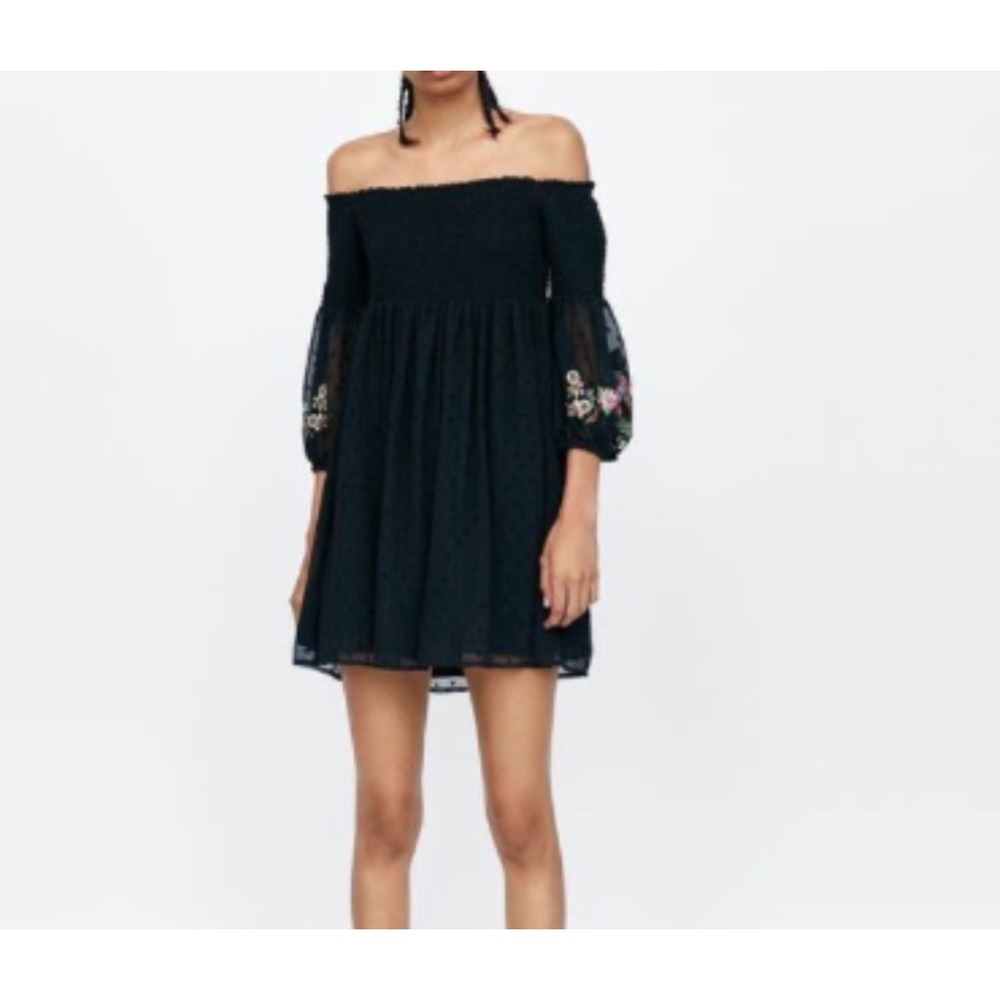 Zara Basic Black Smocked Off Shoulder Floral‎ Embroidered Swiss Dot Mini Dress M